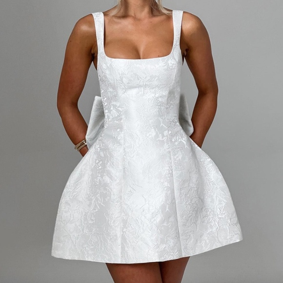 NWT, Baby Boo ORLA MINI DRESS - IVORY, M - Picture 1 of 10